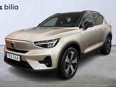 Grå Begagnad 2023 Volvo XC40 Single Motor SUV | 349 900 kr