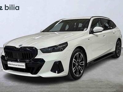 Begagnad BMW 520 M Sport 198 HK (145 kW) 2024 Vit Kombi