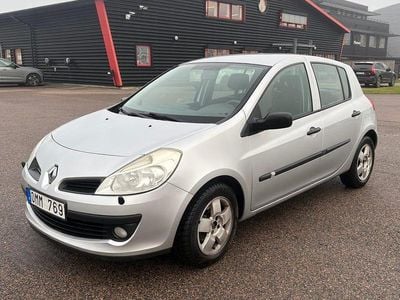 Begagnad 2007 Renault Clio II Halvkombi | 21 900 kr (Bra pris)