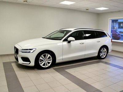 Begagnad Volvo V60 Momentum 190 HK (139 kW) 2019 Vit Kombi