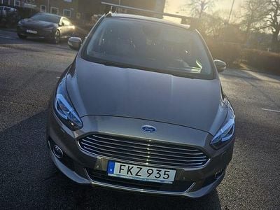 Begagnad 2019 Ford S-MAX S Minibuss | 250 000 kr (Marknadspris)