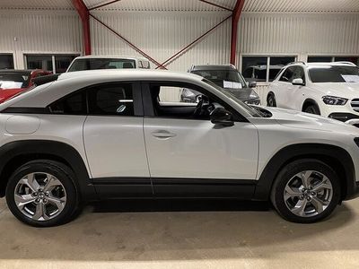 begagnad Mazda MX30 SKY e-SKYACTIV 143hk V-däck