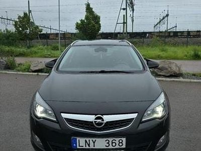 Begagnad Opel Astra 160 HK (117 kW) 2011 Kombi