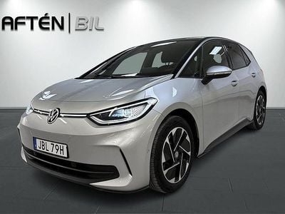 Begagnad VW ID.3 Pro Performance 239 kW (326 HK) 2024 Silver Halvkombi