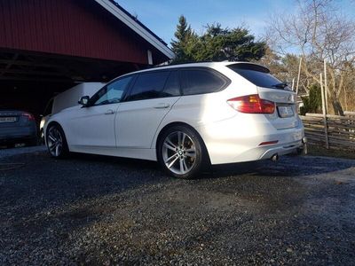 begagnad BMW 320 D touring x-drive