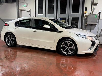 Pärlemovit metallic Begagnad 2013 Opel Ampera Halvkombi | 65 000 kr