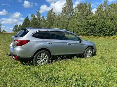 Begagnad Subaru Outback 150 HK (110 kW) 2017 Ice Kombi
