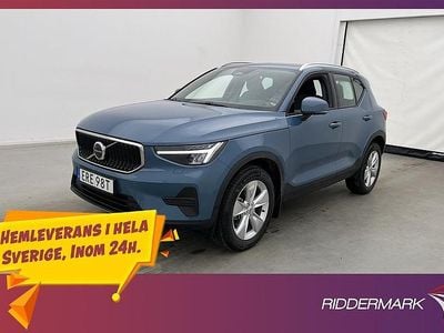 Blå Begagnad 2024 Volvo XC40 Core SUV | 384 800 kr (Marknadspris)
