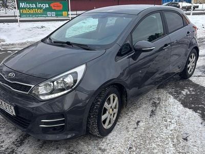 Begagnad Kia Rio 84 HK (61 kW) 2016 Halvkombi