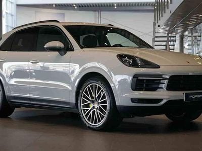 Begagnad Porsche Cayenne 2022 Grå SUV