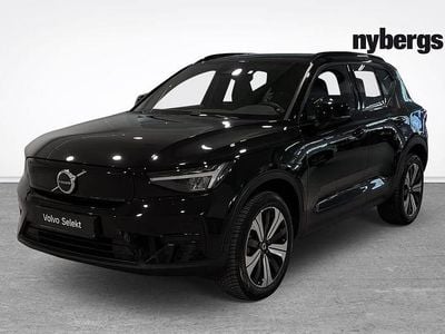 Begagnad Volvo XC40 Core 175 kW (238 HK) 2023 Svart SUV