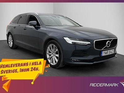 Begagnad Volvo V90 Momentum 190 HK (139 kW) 2017 Mörkblå Kombi