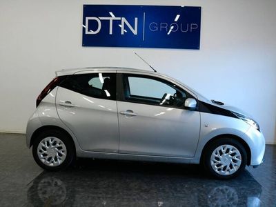 begagnad Toyota Aygo 5-dörr/1.0VVT/AUTO/KAMKEDJA/AppleCarPlay/V-HJUL