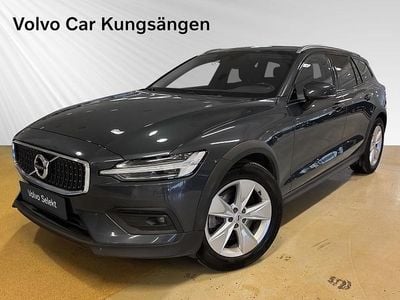 Begagnad Volvo V60 CC 191 HK (140 kW) 2020 Mörkblå Kombi