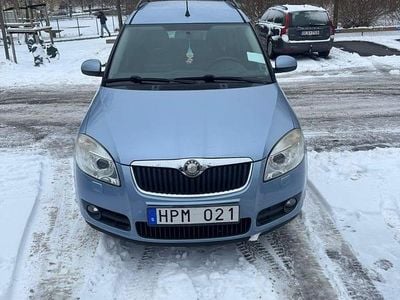Ljusblåa Begagnad 2008 Skoda Roomster Minibuss | 49 000 kr (Dyr)