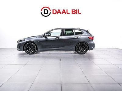 Grå Begagnad 2019 BMW 120 M Sport Halvkombi | 274 700 kr (Dyr)