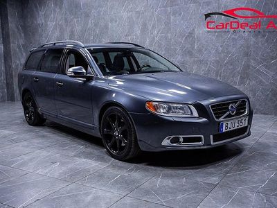 Grå Begagnad 2010 Volvo V70 R-Design Kombi | 118 800 kr