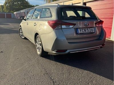 Toyota Auris Touring Sports