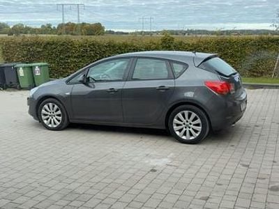 Begagnad 2010 Opel Astra Halvkombi | 45 000 kr (Marknadspris)
