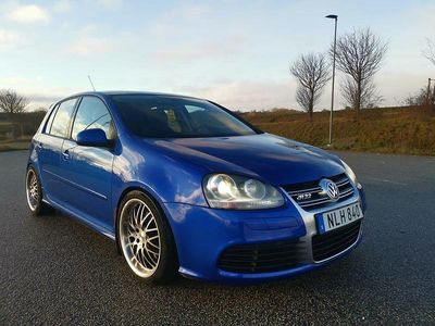 Begagnad 2007 VW Golf V R Halvkombi | 90 000 kr