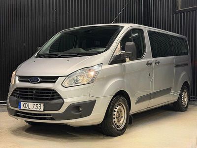 Grå Begagnad 2016 Ford Transit Custom Kombi | 179 900 kr (Dyr)