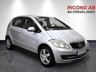 Begagnad Mercedes A160 95 HK (69 kW) 2009 Silver Halvkombi