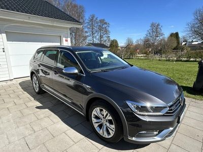 begagnad VW Passat Alltrack 2.0 TDI 4Motion Executive