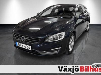 Blå Begagnad 2014 Volvo V60 Summum Kombi | 89 900 kr (Marknadspris)