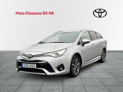 Silver Begagnad 2015 Toyota Avensis Active Kombi | 154 000 kr (Marknadspris)
