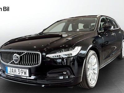 Svart Begagnad 2020 Volvo V90 Momentum Kombi | 269 000 kr (Bra pris)