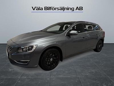Begagnad Volvo V60 Momentum 190 HK (139 kW) 2016 Grå Kombi