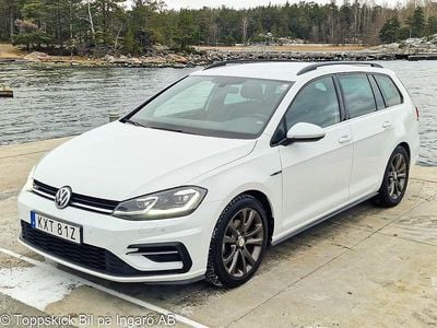 Vit Begagnad 2019 VW Golf VIII R-line Kombi | 239 000 kr (Lite dyr)