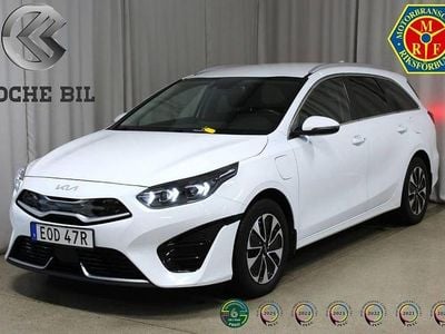 Begagnad Kia Ceed Advance 141 HK (103 kW) 2021 Vit Halvkombi
