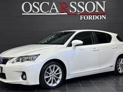 Lexus CT200h