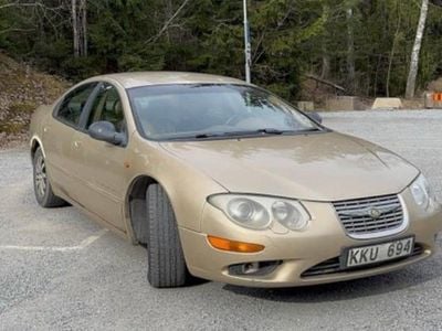 Beige brun guld nougat metallic Begagnad 1999 Chrysler 300M Sedan | 29 000 kr
