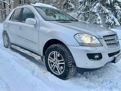 Silver Begagnad 2006 Mercedes ML350 SUV | 52 000 kr (Bra pris)