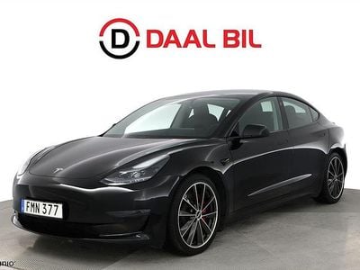 Svart Begagnad 2021 Tesla Model 3 Performance Sedan | 329 700 kr (Marknadspris)