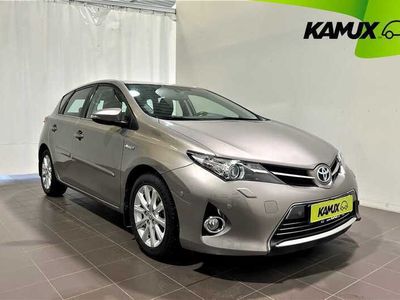 begagnad Toyota Auris Hybrid e-CVT 699% Värmare B-kamera 136hk