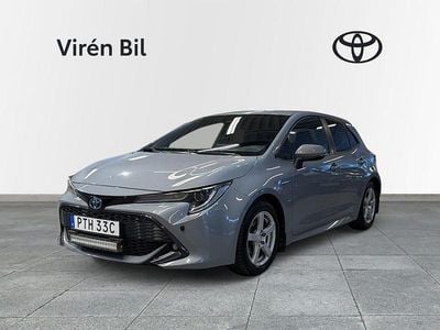 Begagnad Toyota Corolla Hybrid Style 124 HK (91 kW) 2020 Grå Halvkombi