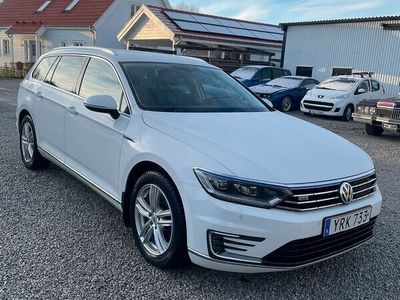 begagnad VW Passat Variant GTE Euro 6 Nyservad Nybesiktad LYX