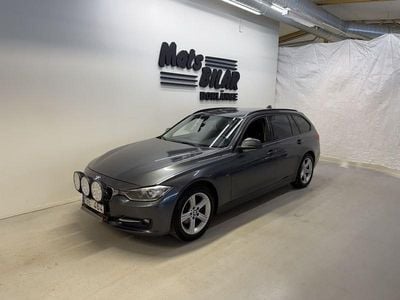 Grå Begagnad 2012 BMW 320 Sport Line Kombi | 114 900 kr (Dyr)