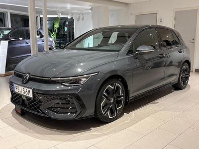 Grå Ny 2026 VW Golf VIII | 470 300 kr