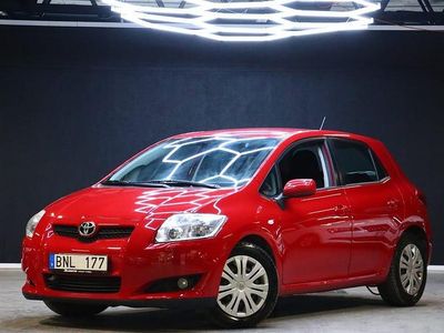 Begagnad Toyota Auris 126 HK (92 kW) 2008 Röd Halvkombi