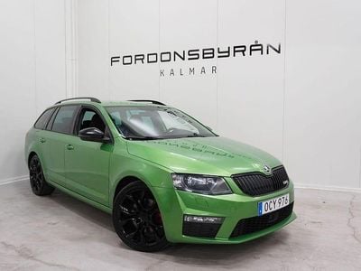 Grön Begagnad 2017 Skoda Octavia RS Kombi | 159 800 kr (Marknadspris)