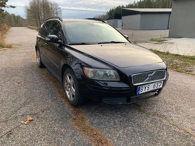 Svart Begagnad 2007 Volvo V50 Kinetic Kombi | 26 900 kr (Marknadspris)