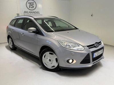 Begagnad Ford Focus Trend 95 HK (69 kW) 2011 Grå Kombi