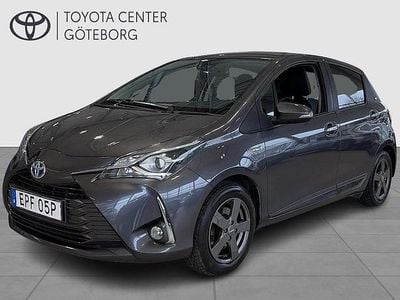 Begagnad Toyota Yaris Hybrid 102 HK (75 kW) 2019 Mörkgrå Halvkombi