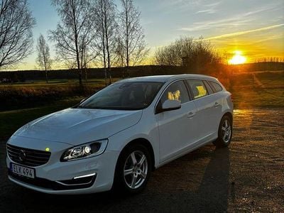 Begagnad 2016 Volvo V60 Kombi | 162 000 kr