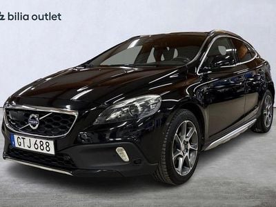 Svart Begagnad 2015 Volvo V40 Ocean Race SUV | 194 900 kr (Lite dyr)