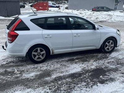 Begagnad Kia Ceed Sportswagon 128 HK (94 kW) 2012 Kombi